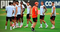 Solo el fin de semana, cuando se desplacen a Barranquilla, el técnico Néstor Lorenzo podrá contar con todo el grupo de convocados para preparar el duelo del próximo 6 de junio ante la Selección de Perú. FOTO afp 