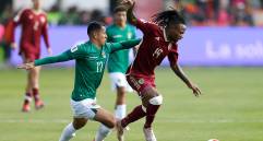 Los jugadores de Venezuela y Bolivia disputarán la última fecha de la Eliminatoria con la necesidad de un triunfo para definir el cupo de repechaje de Conmebol. FOTO: GETTY