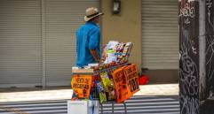 El empleo por cuenta propia sumó 457.000 personas en marzo, superando la creación de puestos de trabajo formales. FOTO EL COLOMBIANO.