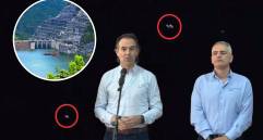 Estos fueron dos de los drones que fueron captados sobrevolando Hidroituango en la noche del pasado domingo, situación que despertó las alertas y obligó a cancelar la visita del alcalde, el gobernador y un centenar de periodistas al proyecto. FOTO: CORTESÍA TOMADA DE VIDEO