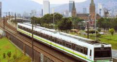 Metro de Medellín celebró la llegada de los primeros trenes del Metro de Bogotá. FOTO: 2001- JAIME PÉREZ MÚNEVAR
