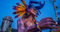 Carroza niño rodeado de cinco cangrejos, Fiestas de Independencia de Cartagena de Indias del 2025. Foto: Cristina Rodriguez.