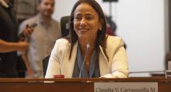 La concejala de Medellín Claudia Victoria Carrasquilla Minami, en el recinto del Concejo. Foto: Esneyder Gutiérrez Cardona.