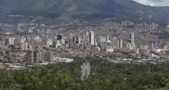 En Medellín y su área metropolitana, la mayoría de las edificaciones lo tienen, particularmente las de más de 30 años de construidas, lo que genera una amenaza de colapaso ante un sismo. Foto: Manuel Saldarriaga Quintero