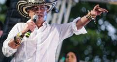 En un extenso mensaje publicado en X, el presidente Gustavo Petro cuestionó la legitimidad de las elecciones presidenciales, habló de la posibilidad de “alzarse en armas” y, al mismo tiempo, reiteró que juró no volver a empuñar armas y que mantendrá su compromiso con la paz. FOTO: Colprensa.