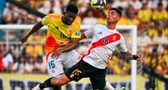 En la imagen aparece Jéfferson Lerma, quien ante Perú también estuvo lejos de su habitual nivel con la Selección. FOTO: AFP