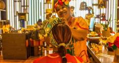 Indira Morales de la Rosa, creadora de Indhyluna, marca artesana. Foto: Cristina Rodriguez. 