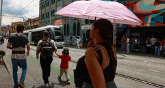Por estos días en Medellín también se han sentido las altas temperaturas. FOTO Manuel Saldarriaga