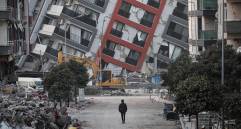 Trece días después del sismo que derrumbó miles de edificaciones en Siria y Turquía, todavía no hay cifras totales del desastre. Foto: EFE