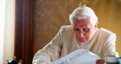 Joseph Ratzinger, quien fue elegido papa en abril de 2005, renunció en 2013 a ser el máximo jerarca de la Iglesia Católica. FOTO: AGENCIA EFE