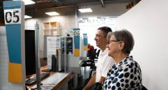 Las personas interesadas pueden dirigirse a varios puntos de atención de la Secretaría de Hacienda ubicados en centros comerciales de la ciudad, entre ellos El Tesoro, Los Molinos, Florida, Premium Plaza, La Central y Unicentro. FOTO: Cortesía Alcaldía de Medellín