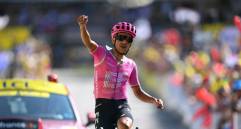El ecuatoriano Richard Carapaz ganó la etapa 18 del Tour de Francia, aprovechando su condición de escalador se fugó y cruzó la meta en solitario. FOTO GETTY
