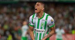 El argentino Juan Francisco Bauzá se ha destacado en los últimas fechas con Atlético Nacional con sus goles y el sacrificio en el campo de juego. FOTO MANUEL SALDARRIAGA 