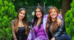 De izquierda a derecha: Paola Jara, Arelys Henao y Francy, se unieron para cantar Entre tres, un himno a la solidaridad y amistad femenina. FOTO Camilo Suárez