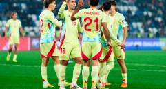 España está a un paso del Mundial. Lidera el Grupo E con 15 puntos, lo sigue Turquía con 12. FOTO @SEFutbol