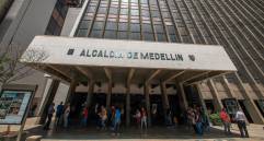 La Alcaldía de Medellín contará con el presupuesto más alto de su historia en 2025. FOTO: EL COLOMBIANO