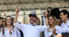 Abelardo De la Espriella, quien obtuvo una de sus mayores votaciones en Antioquia, ha nombrado a varios paisas en su gabinete. Entre ellos está Juliana Gutiérrez (a la izquierda), hermana del alcalde Federico Gutiérrez, designada como ministra del Deporte. Foto: Andrés Camilo Suárez Echeverry.