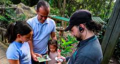 El álbum se va llenando a medida que el visitante recorre el Parque de la Conservación. FOTO: Manuel Saldarriaga