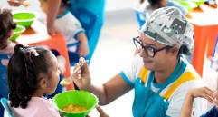 Desde el programa Buen Comienzo se han trazado varias estrategias para disminuir el problema de desnutrición. FOTO: ALCALDÍA