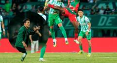 Atlético Nacional empató con Junior en Ditaires en un duelo que merecía un mejor resultado. Foto: Camilo Suárez. 