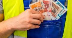 El salario mínimo aumentó un 23.7% para el 2026. FOTO: GETTY IMAGES. 