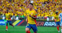 El volante colombiano James Rodríguez es el máximo asistidor de las eliminatorias al Mundial Norteamérica 2026 con cinco pases de gol. FOTO: Juan Antonio Sánchez
