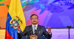 En esta ocasión, Petro habló de economía y educación. Foto: Presidencia.