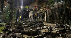 Aspecto de las autopartes encontradas por la Policía durante el operativo en un taller clandestino de Medellín. FOTO: Cortesía Secretaría de Seguridad de Medellín