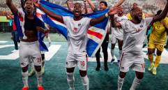 Los jugadores de Cabo Verde y su alegría tras clasificar al Mundial-2026. FOTO GETTY