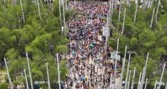La asistencia al Parque de las Luces desató un cruce político entre líderes locales y el presidente. FOTO: X @AndresJRendonC