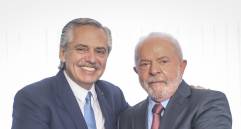 El presidente de Brasil, Luiz Inácio Lula da Silva (corbata café), viajará esta semana a Argentina, para reunirse con su homólogo Alberto Fernández. Foto: Cortesía
