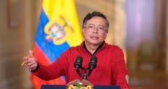 En alocución presidencial, Gustavo Petro, hizo oficial la convocatoria a marchas para defender el incremento del salario mínimo. Foto: Presidencia