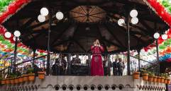 Los mariachis están presentes en toda la ciudad, con sus elegantes atuendos y sus voces, capaces de interpretar con pasión canciones románticas y alegres. FOTO: Oficina de visitantes y convenciones de Guadalajara.