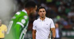 El técnico Lucas González sigue disfrutando tener en Nacional a jugadores como James Rodríguez, Edwin Cardona y Elías Cabrera quienes dieron muestras de mucha calidad ante Junior. FOTO MANUEL SALDARRIAGA