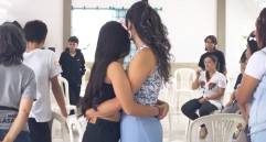 El propósito de esta campaña es que se deje de normalizar la violencia en los hogares, a la que acuden muchos padres de familia teniendo en cuenta sus propias experiencias cuando eran pequeños. FOTO Alcaldía de Medellín.