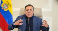 Una cirugía estética a la que se someta un presidente sin consultar en primera instancia al Senado constituiría una violación a la Constitución. FOTO: Presidencia