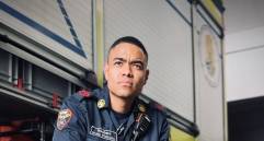 Medellín de luto por muerte de bombero Iván Darío Posada Gómez en incendio en La Toscana. FOTO: Fico Gutiérrez.