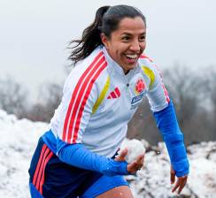 La defensora antioqueña Manuela Vanegas es una de las jugadoras que sería titular con Colombia en el duelo ante Estados Unidos, en New Jersey. FOTO CORTESÍA FCF 