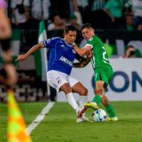 En la imagen aparecen David Macalister y Jorman Campuzano. FOTO JUAN ANTONIO SÁNCHEZ