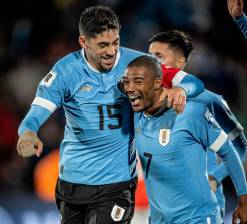 La selección que dirige Marcelo Bielsa goleó 3-1 a Chile con tantos de Nicolás de la Cruz y Federico Valverde. FOTO TOMADA @URUGUAY 