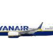 El vuelo de Ryanair regresó de emergencia al aeropuerto de Tesalónica después de que una ventanilla se desprendiera en pleno vuelo y un pasajero fuera parcialmente succionado hacia el exterior de la aeronave. FOTO: Ryanair.