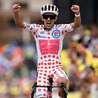 Con la de este sábado, Carapaz logró su tercera victoria en su historial en el Tour. FOTO: @TOUR DE FRANCIA