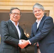 Gustavo Petro, presidente de Colombia (izq.), se reunió el fin de semana con el presidente de Ecuador, Guillermo Lasso. FOTO cortesía