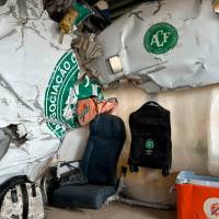 En el museo que tiene Albeiro Valencia Tabárez están las partes originales del avión de LaMia en el que viajaban los futbolistas del Chapecoense. Foto: Andrés Duque Gutiérrez