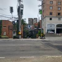 Dentro de este conjunto residencial, Fadi Al Refai fue encontrado sin vida luego de que llevara cinco días sin salir de su habitación. FOTO: GUILLERMO LEÓN OSPINA MUÑOZ