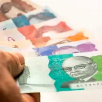 La creciente necesidad de financiamiento del Estado está desplazando recursos que antes llegaban a la economía productiva. FOTO: COLPRENSA