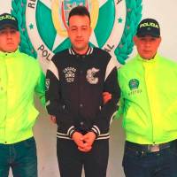 Este es el productor musical que fue capturado en las últimas horas en Medellín, señalado de delitos sexuales contra una menor de edad. FOTO: CORTESÍA POLICÍA METROPOLITANA