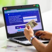 Diversas entidades financieras han comenzado a ofrecer alternativas para “rescatar” las finanzas de quienes han quedado rezagados del sistema bancario. FOTO: CAMILO SUÁREZ