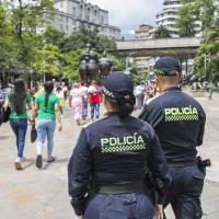 El dispositivo de seguridad incluye patrullas de vigilancia, equipos de reacción en motocicletas, puntos fijos y el helicóptero Halcón de la Policía. FOTO: Archivo EL COLOMBIANO