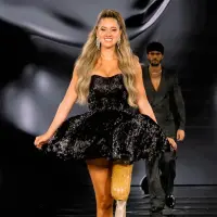 La modelo compartió su paso por la pasarela de la Semana de la Moda en París. FOTO: Tomada de @danielaalvareztv